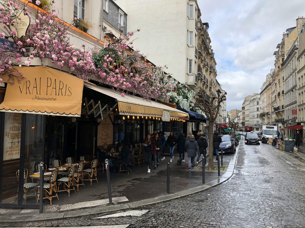 Como fazer uma viagem para Paris 2024?